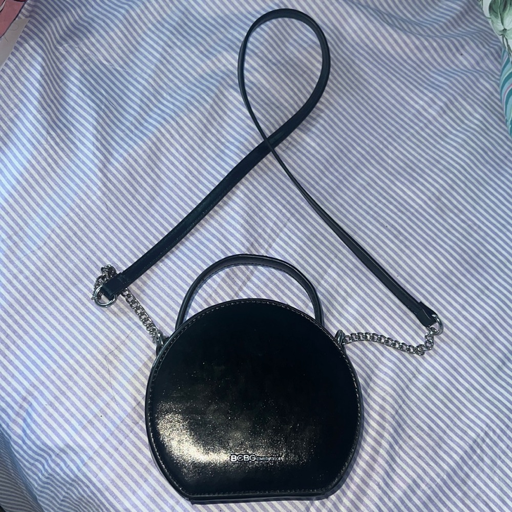 Black shoulder purse
